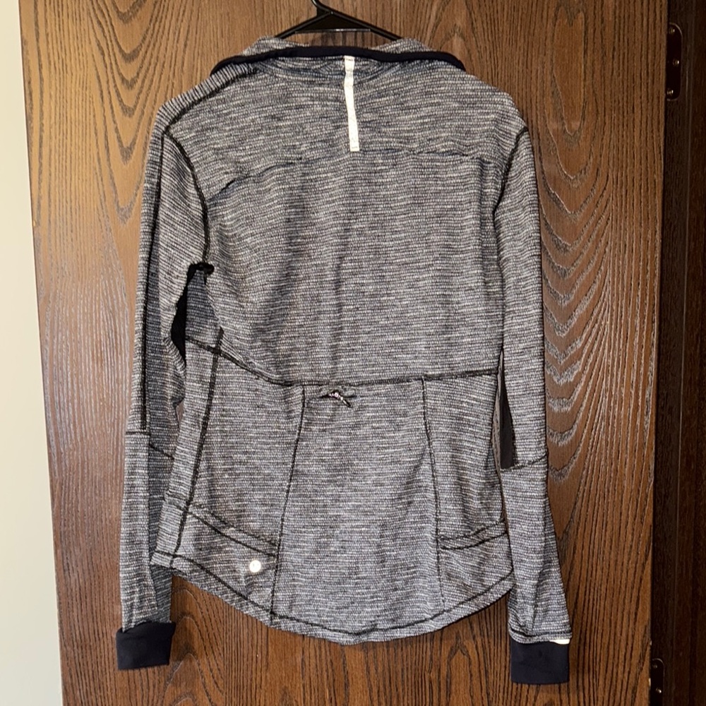 lululemon sweater - Picture 3 of 5